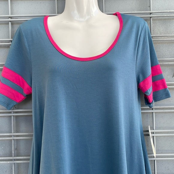 LulaRoe Colorblock Perfect T High Low Top - Picture 2 of 11